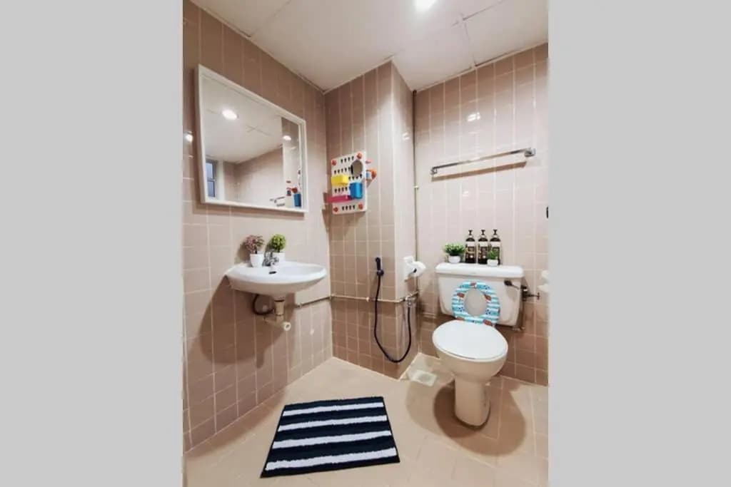 The Whale House | 100m From Batu Ferringhi Beach - photo 4