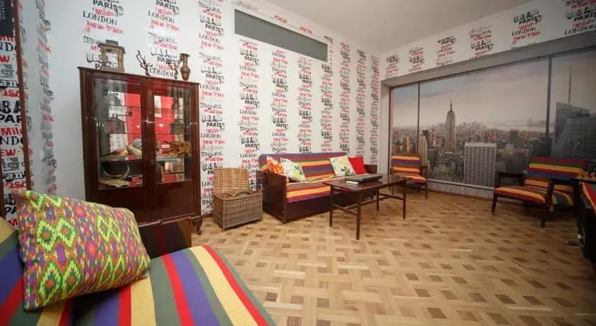 Red Wall Hostel - photo 10