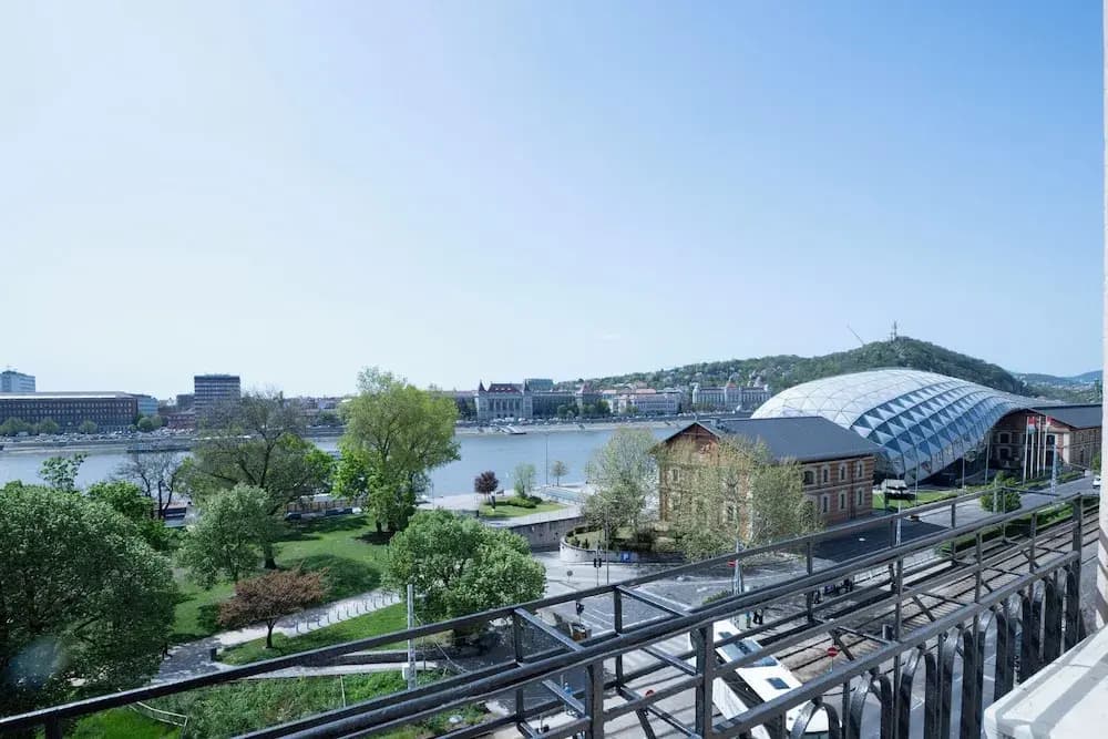 Aurelia Suite – Spacious W/ Ac & Danube View - photo 9