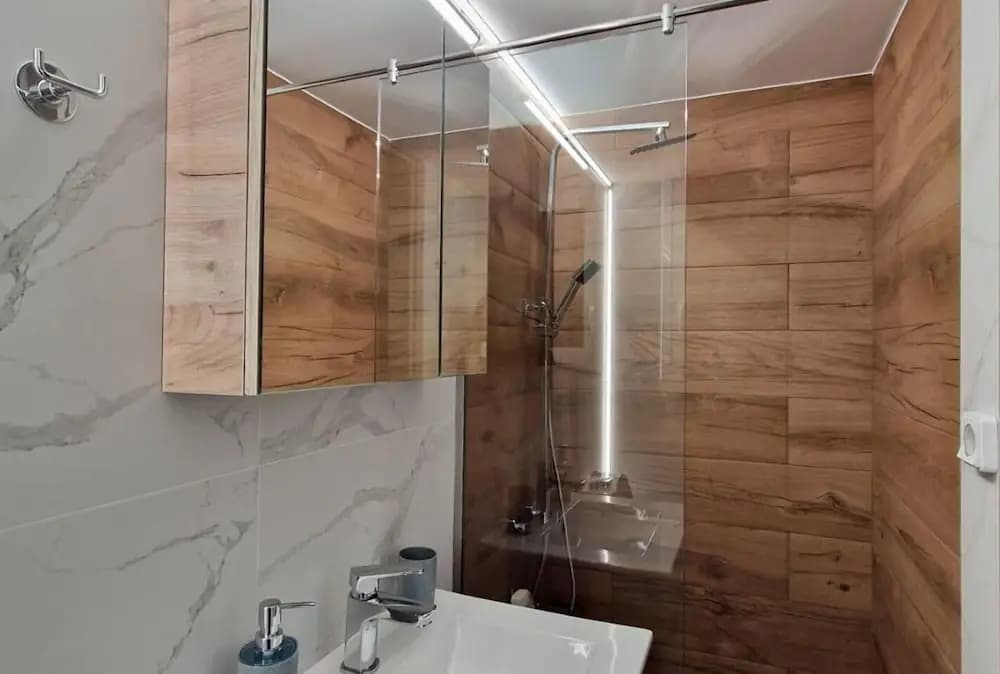 lk Apartments b - Athens City - photo 6