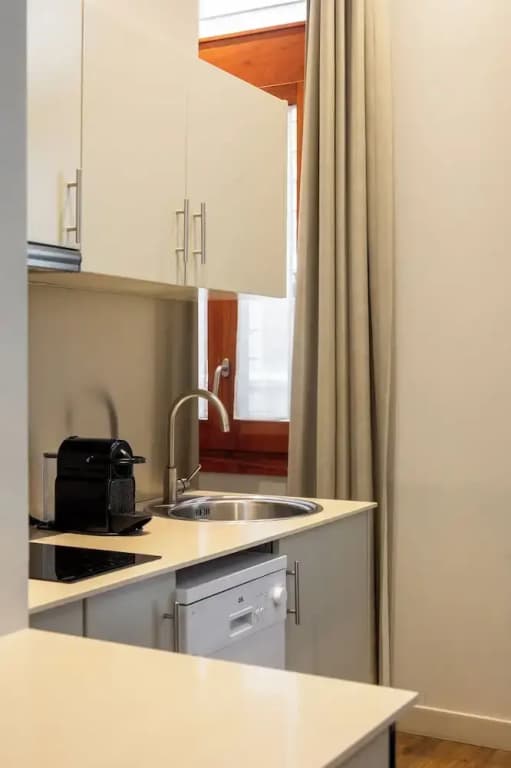 Uma Suites Barceloneta Beach - photo 18