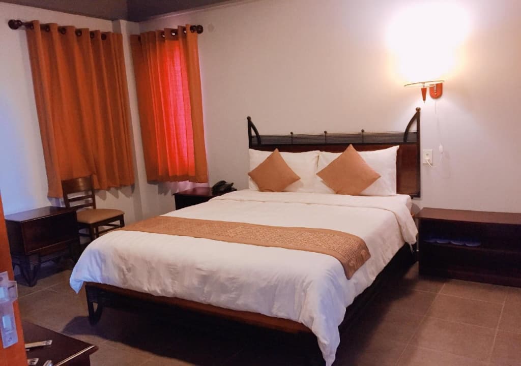 Tulip Hotel - photo 2