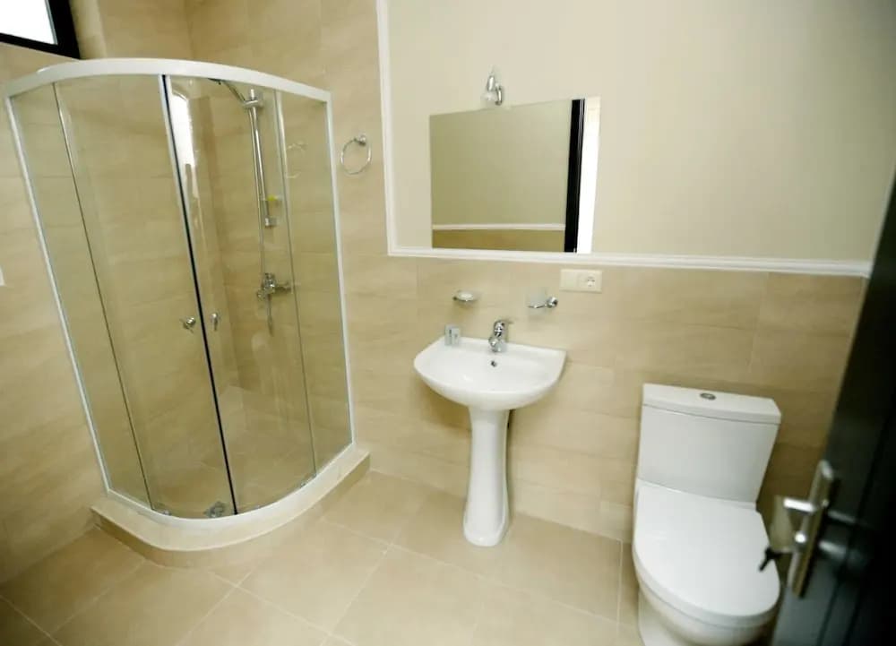 Hotel GNG - photo 8