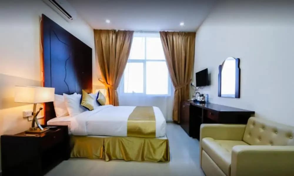 Sh Hotel - photo 11