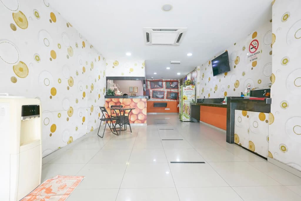 Orange Hotel Kuala Pilah - photo 10