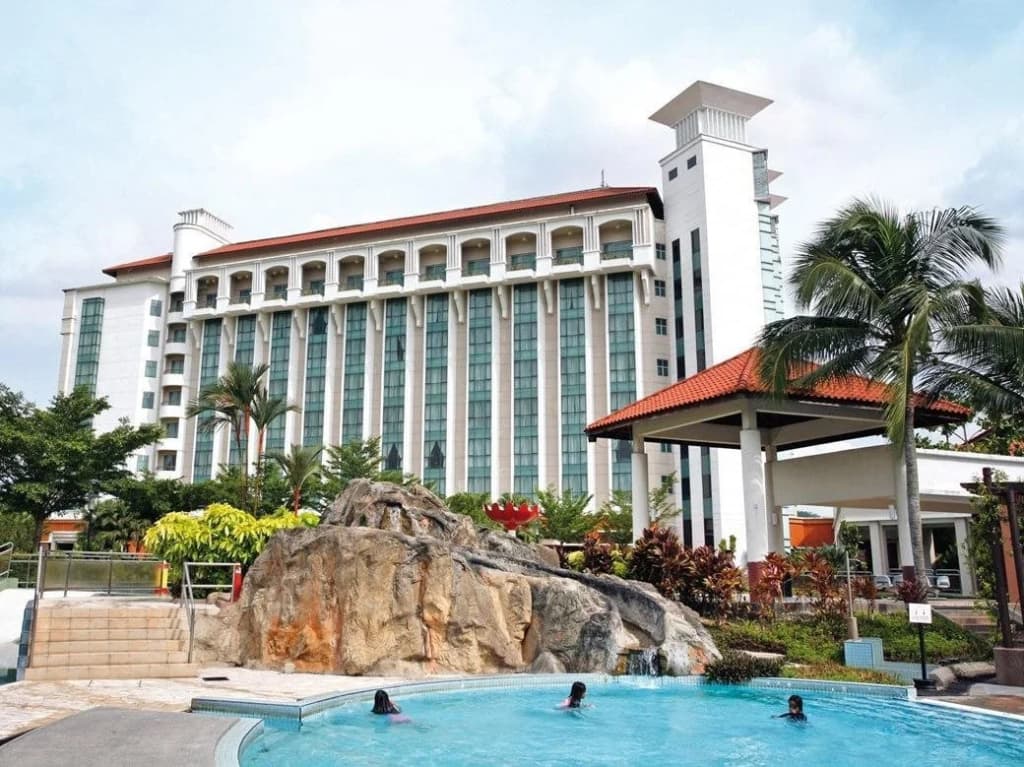 Nilai Springs Resort Hotel - photo 12