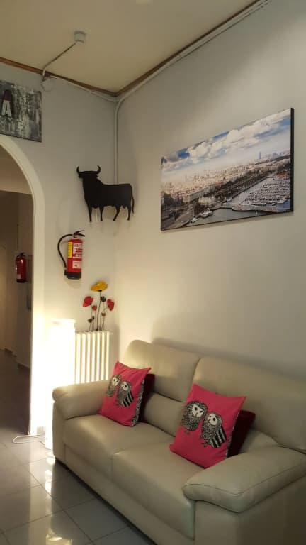Hostal Parisien-NEW - photo 2