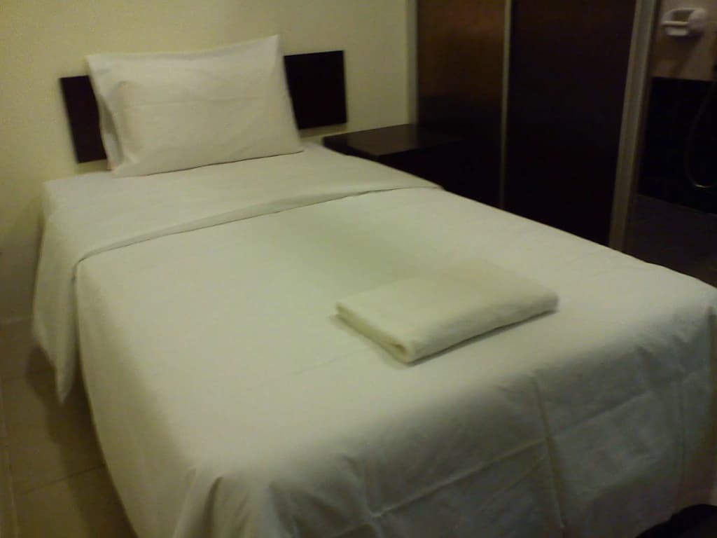 YB One Hotel - photo 12