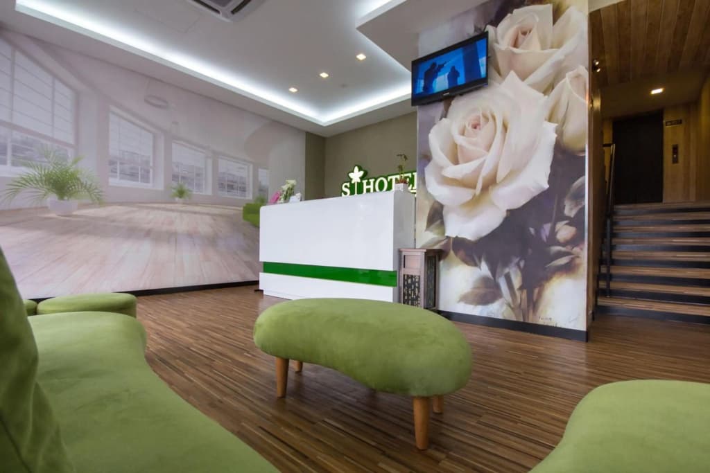 S Hotel - photo 26