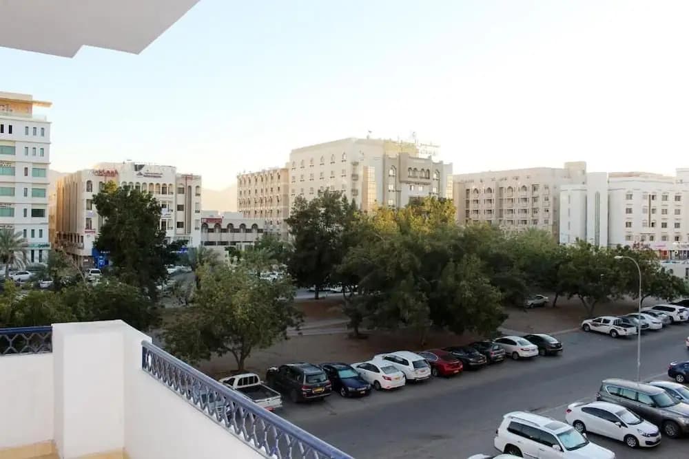 Sahara Hotel Apartment - photo 13
