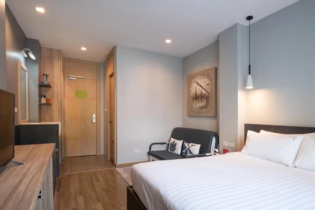 iCheck inn Gems Center Silom - photo 23