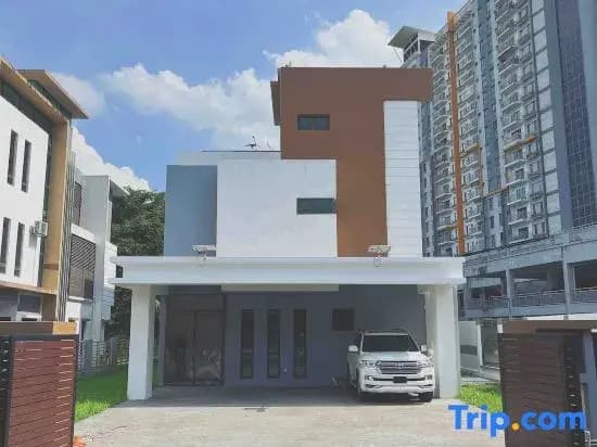 Templer Park Luxurious  Villa - photo 1