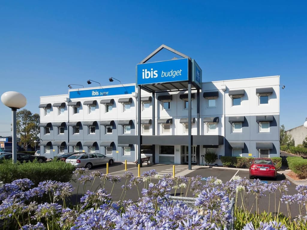 ibis Budget Dandenong - photo 1