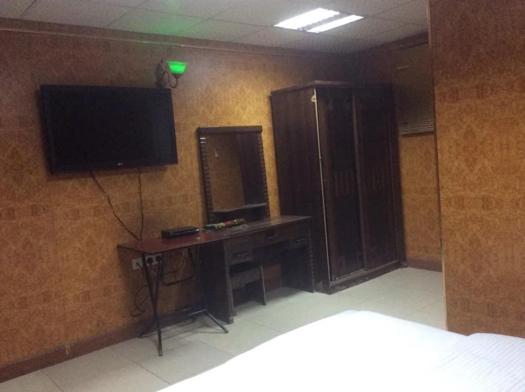 Dana Hotel - photo 4