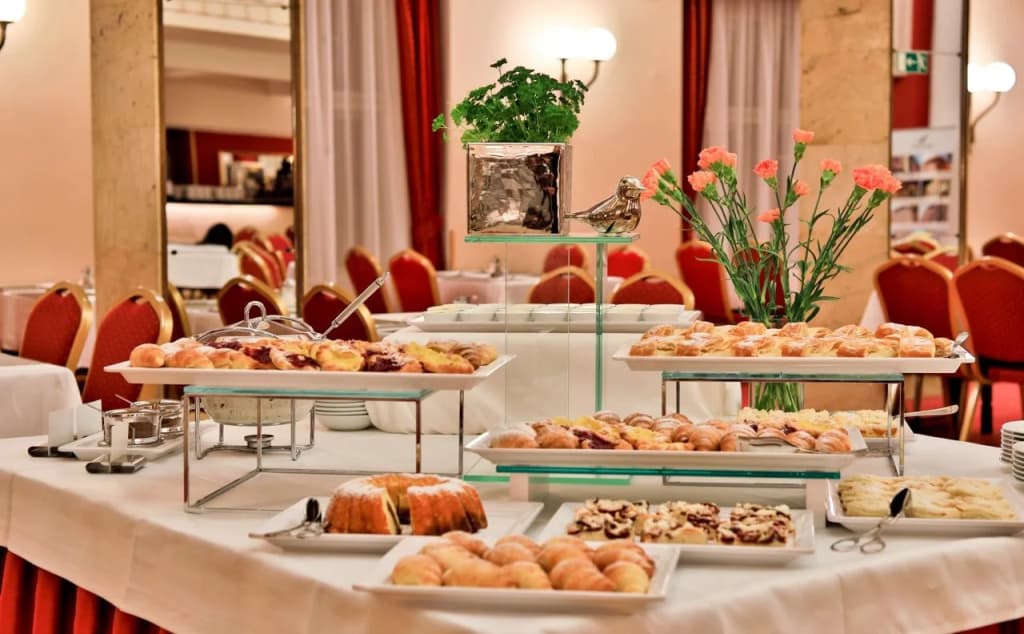 Hotel Belvedere - photo 13