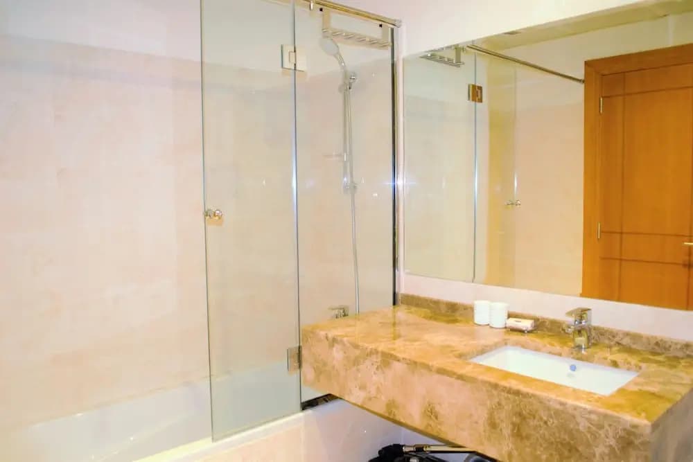 Stylish 1BR near MOE - MRD - photo 6