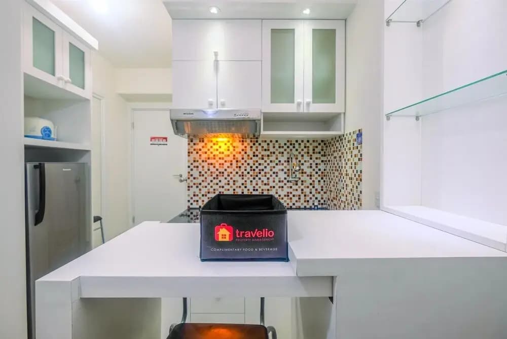 Relaxing 2BR at Green Pramuka Apartment - photo 8