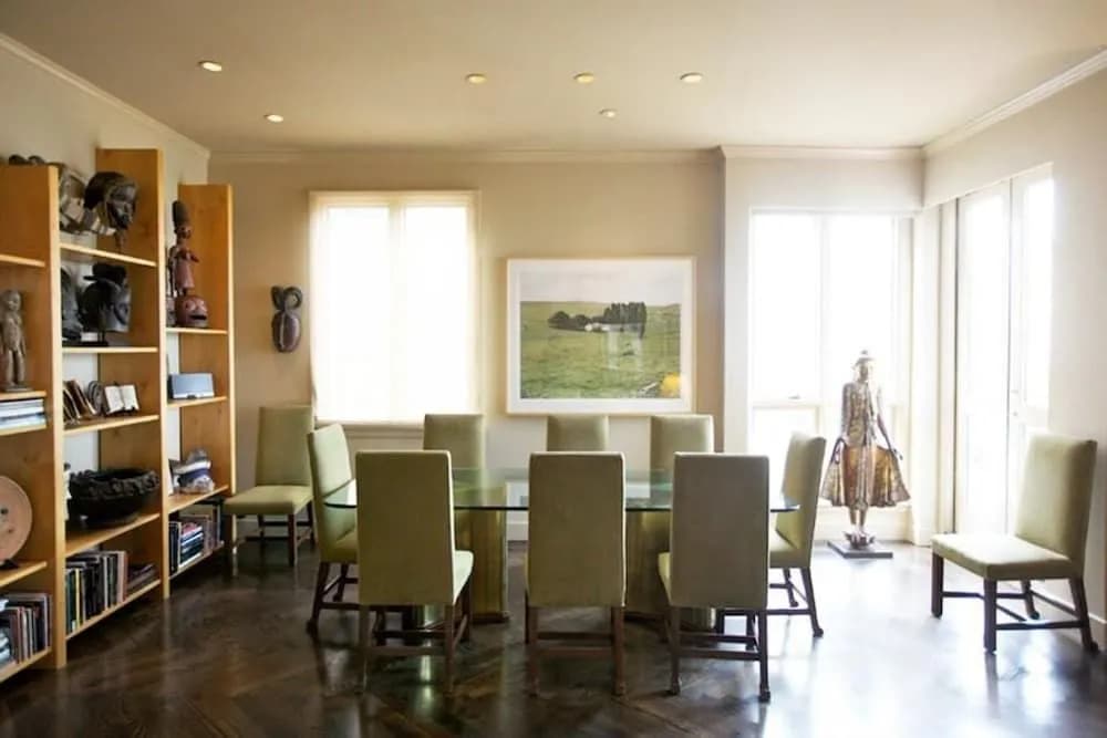 Embarcadero Vista Apartment - photo 13