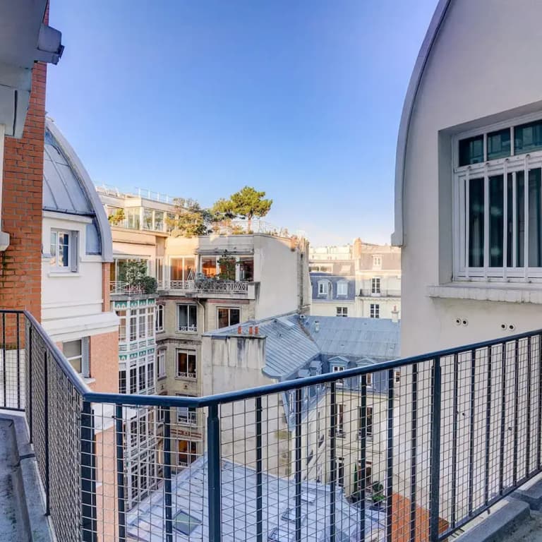 Bright Etoile Bright 2 bed Close to Eiffel Tower Arc the Triomphe et Champs Elysees - photo 11