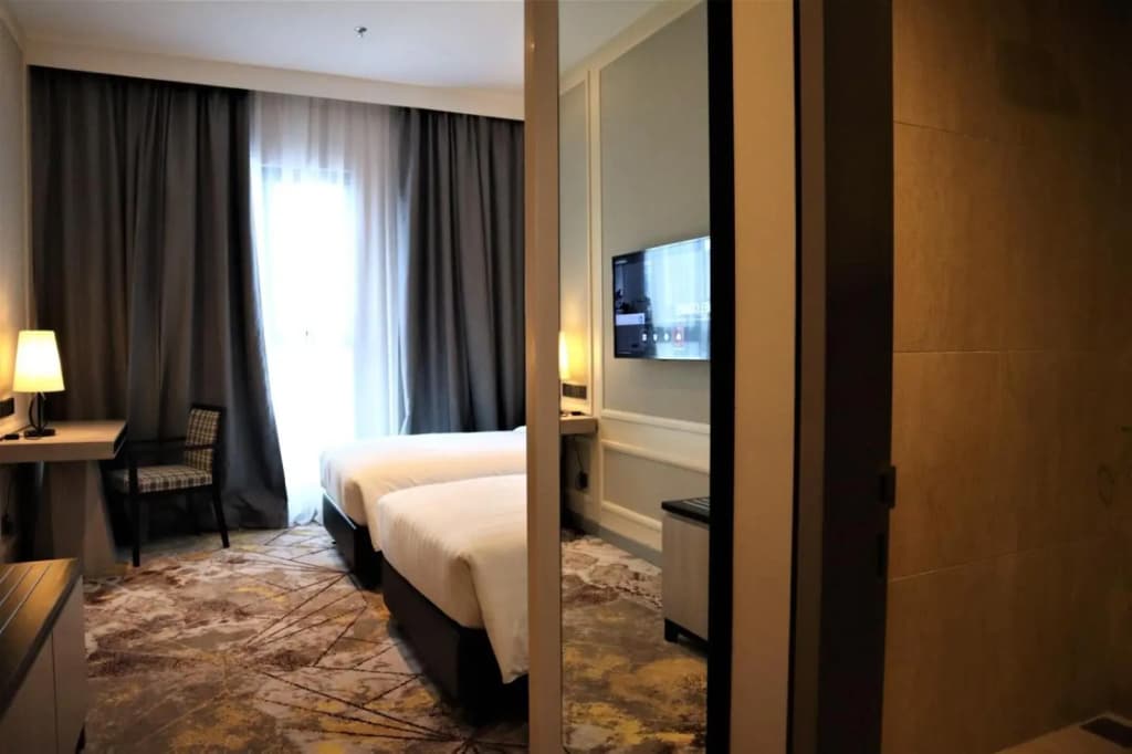 KSL Esplanade Hotel - photo 42