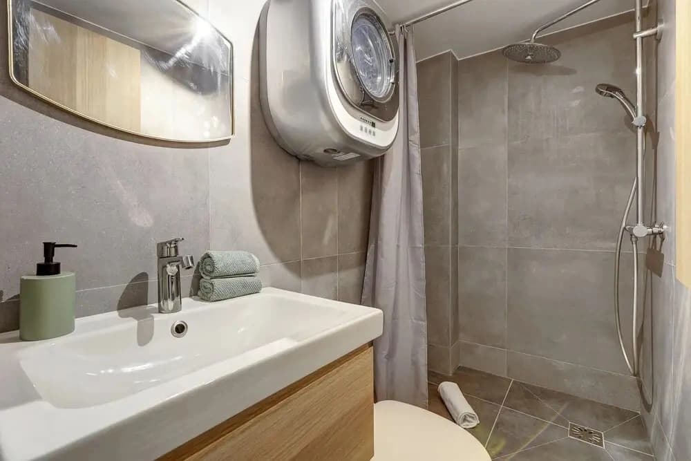 Charming Le Marais Mezzanine Studio - photo 8