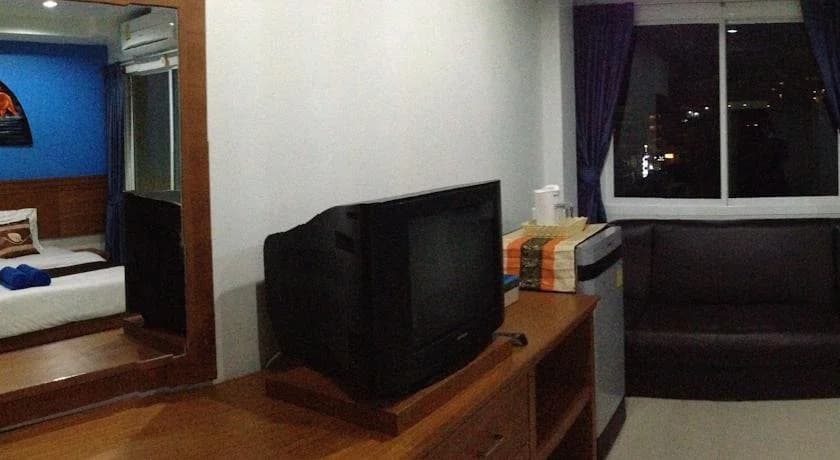 Dow Guesthouse - photo 5