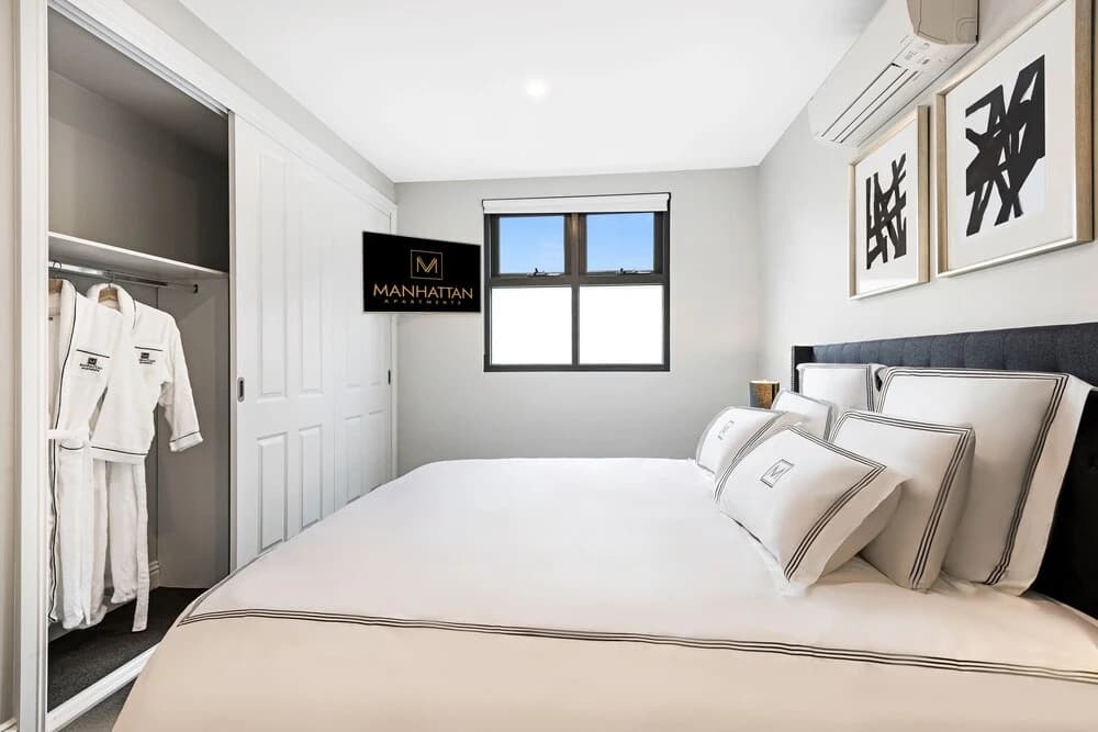Manhattan Apartments - Caulfield North - photo 3