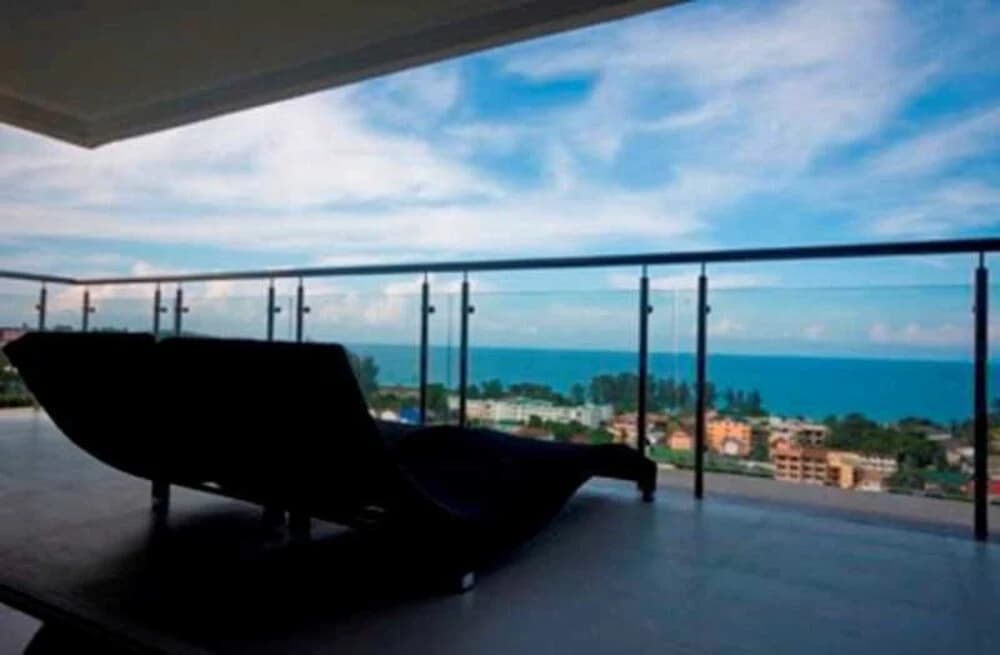 Sunset Plaza Holiday Apartment - photo 5