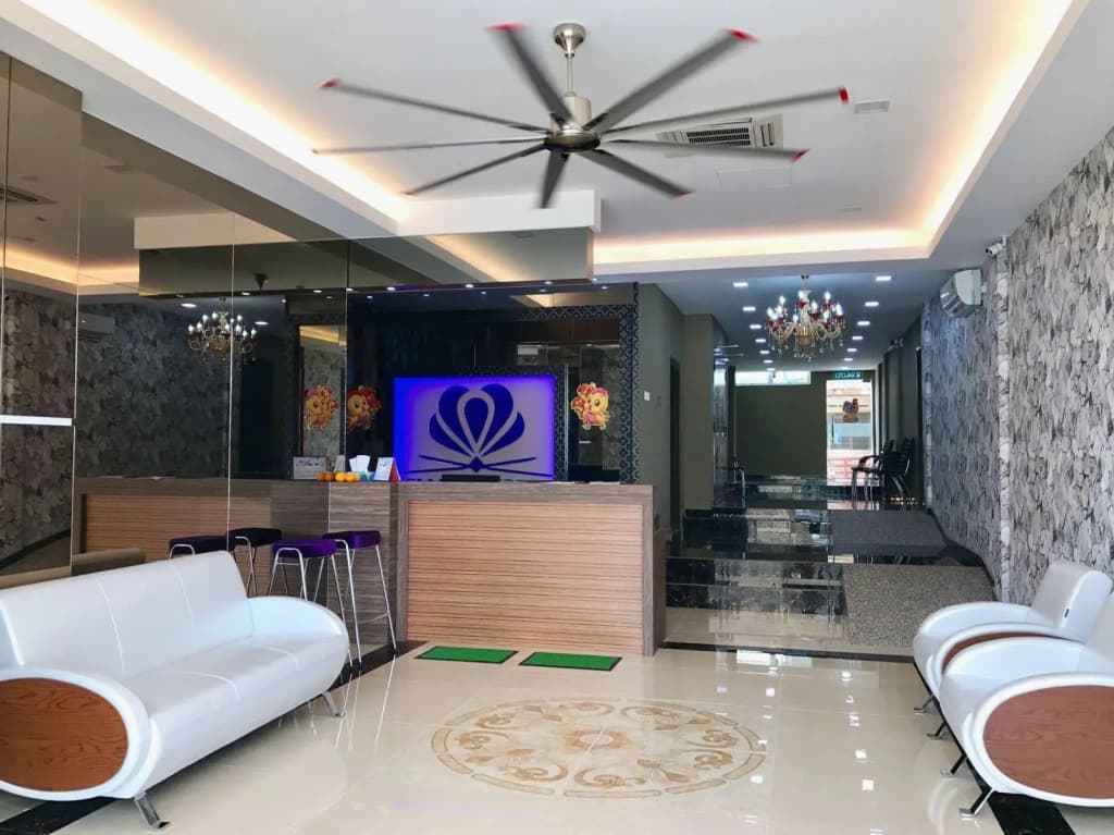 Elmark Hotel Kuantan - photo 2
