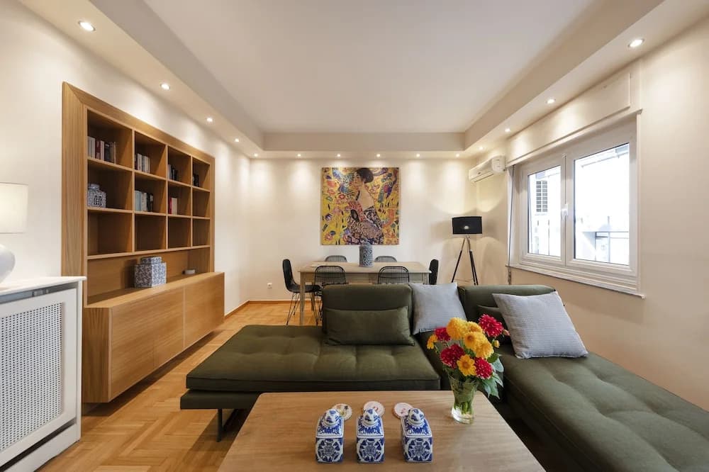 Stylish Kolonaki 2 Bdr Apartment by Villarentalsgr - photo 13