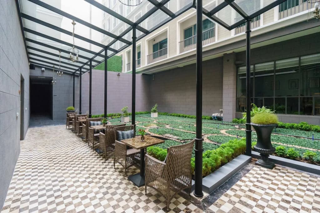 Courtyard by Marriott Bangkok Sukhumvit 20 - photo 31