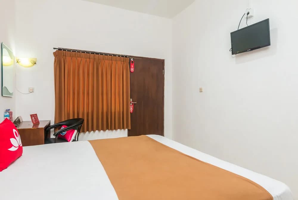 ZEN Rooms Pekerisan - photo 18