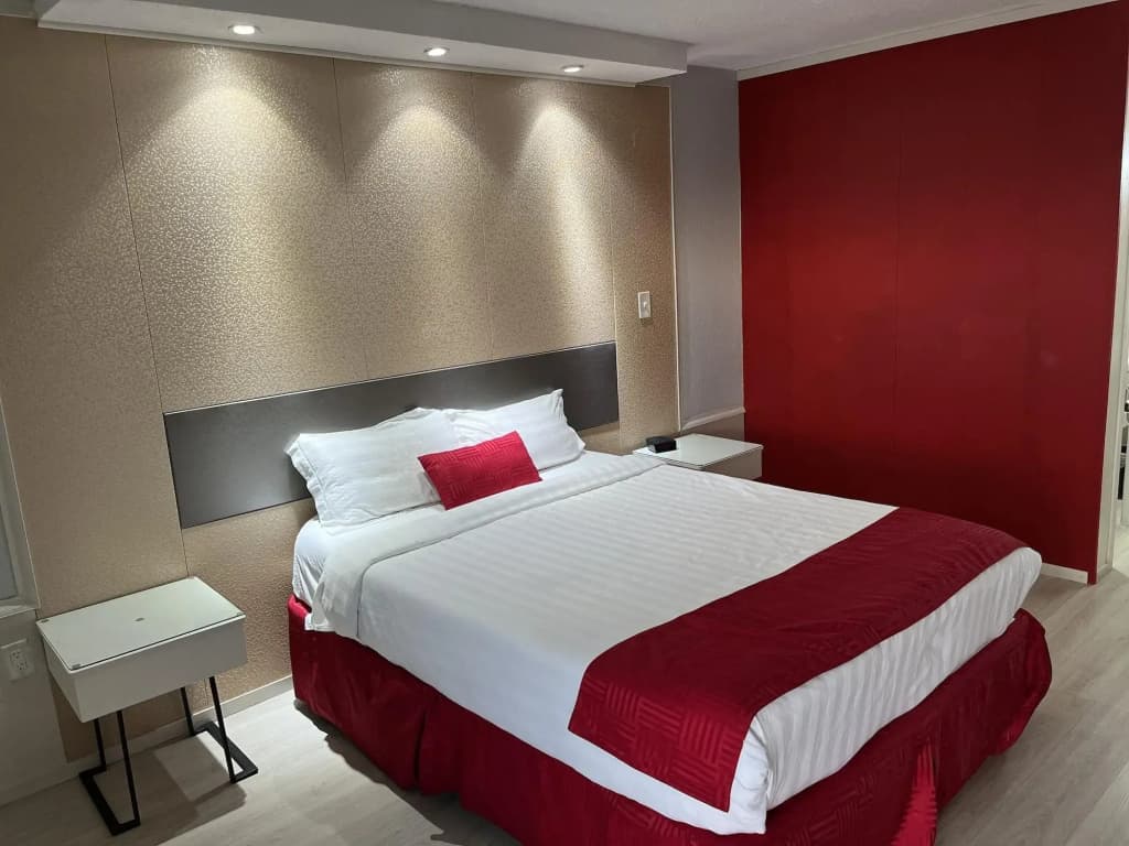 Travelodge by Wyndham Orlando / Heart of International Drive - photo 1