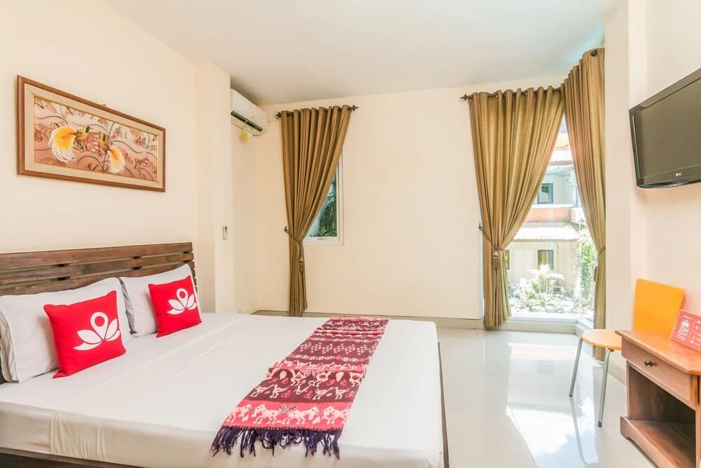 ZEN Premium Sanur Danau Tamblingan 2 - photo 6