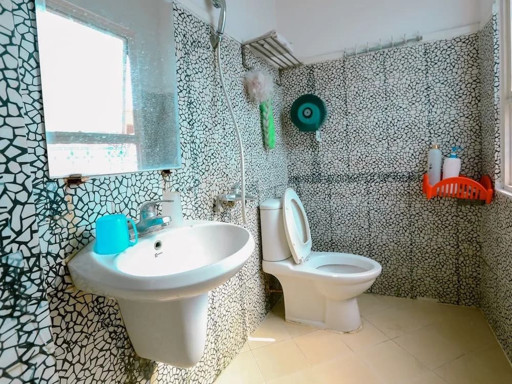 Oyo 437 Van Xuan Hotel - photo 8
