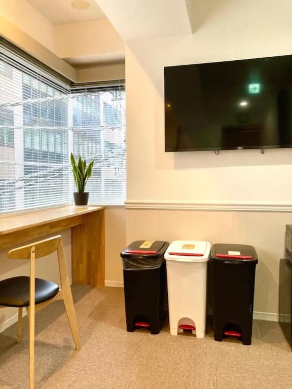 bnb+ Shinbashi - Hostel - photo 13