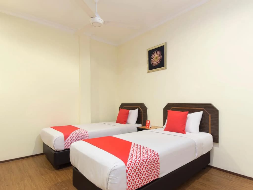 OYO 90422 T-signature Hotel Kuala Lumpur - photo 3
