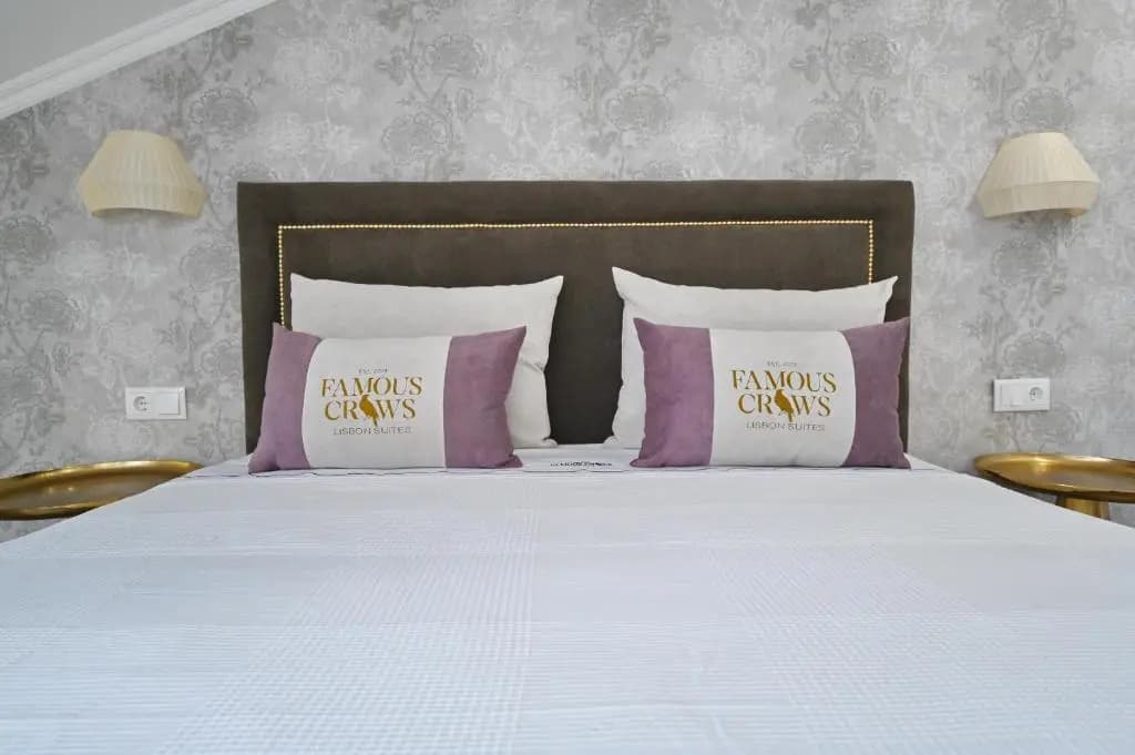 Famous Crows Lisbon Suites - photo 6
