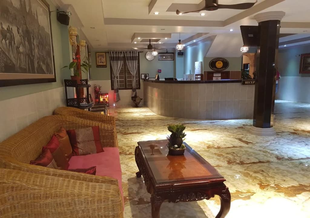 Smileys Guesthouse - photo 2