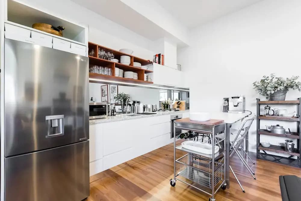 MURRAY, 1BDR Fitzroy Apartment - photo 12
