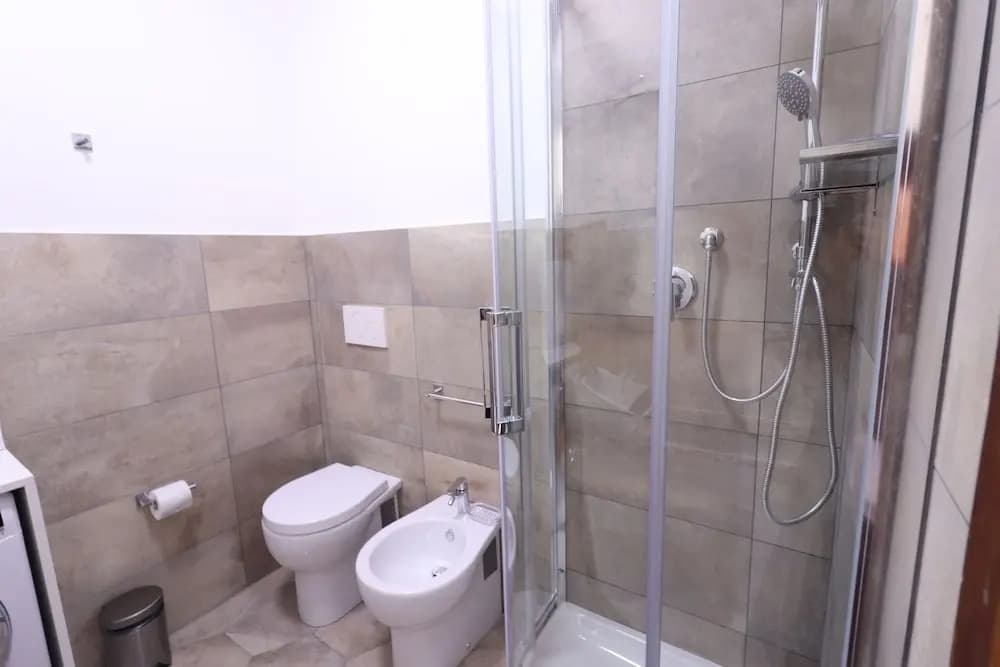 Piazza Navona Apartments - photo 8
