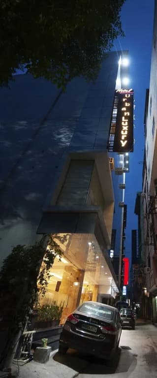 Hotel Urban Luxury - photo 14