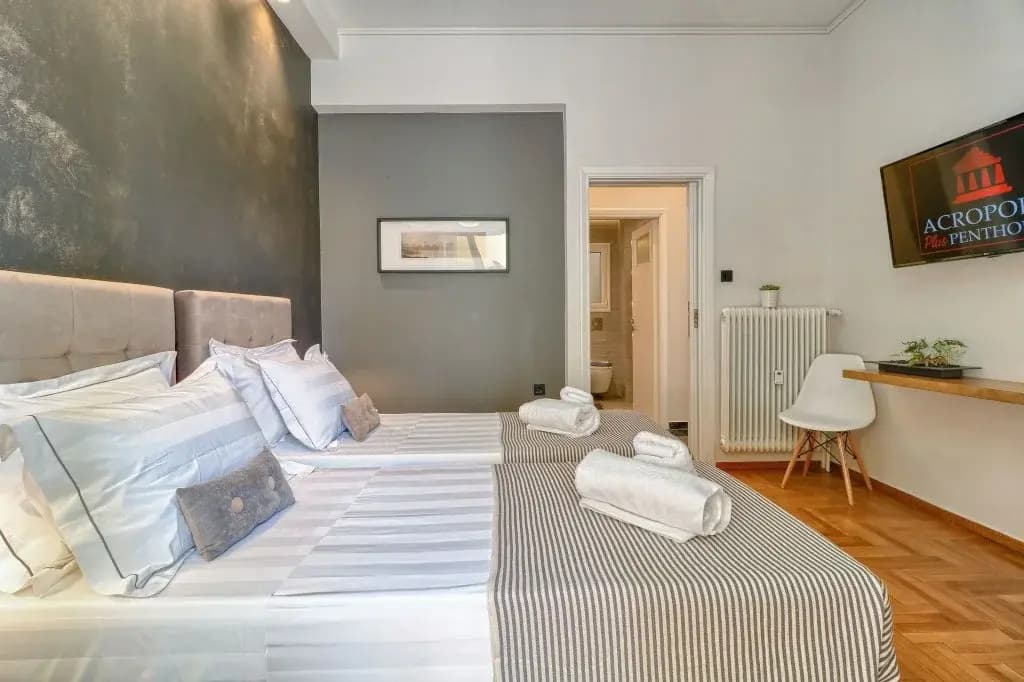 Y Apartments - photo 3