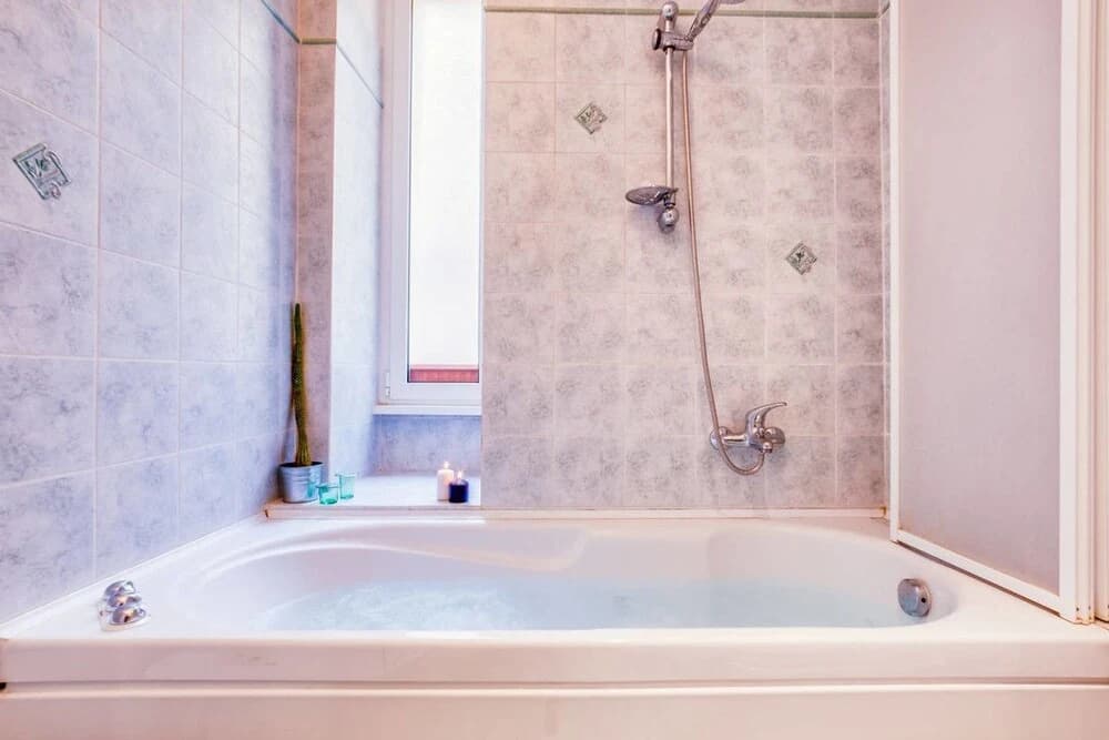 Cosy and Comfortable 2 bed Flat in S.giovanni! - photo 6