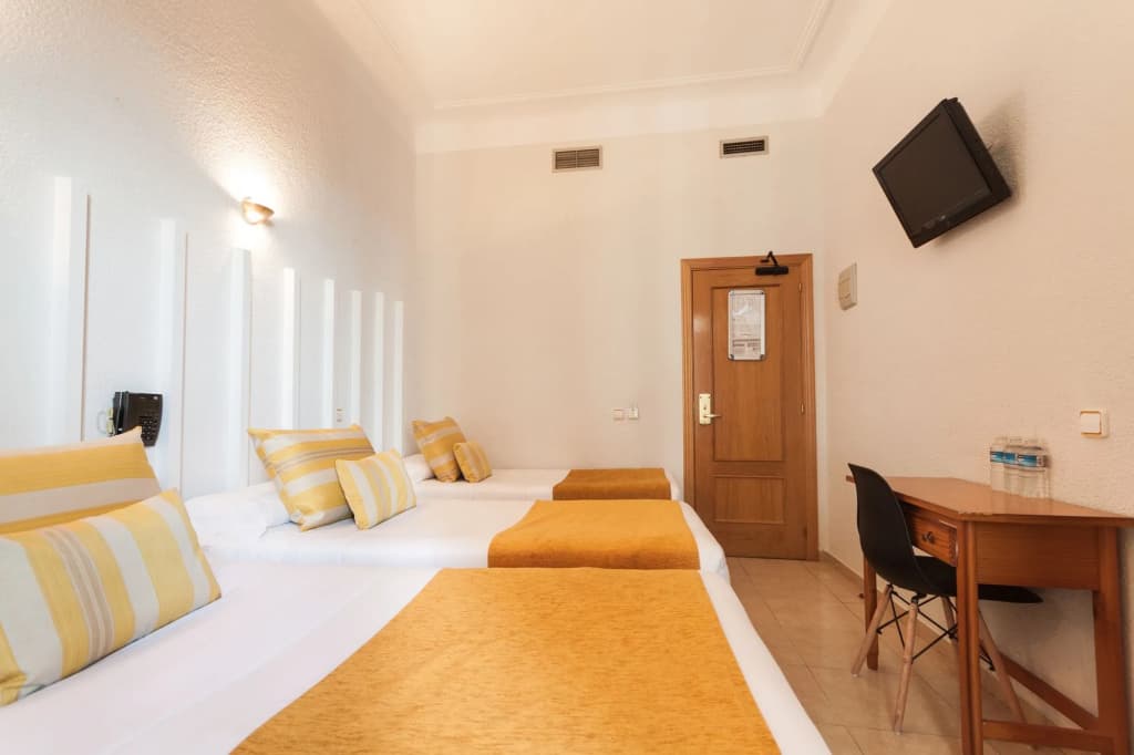 Hostal Josefina - photo 7