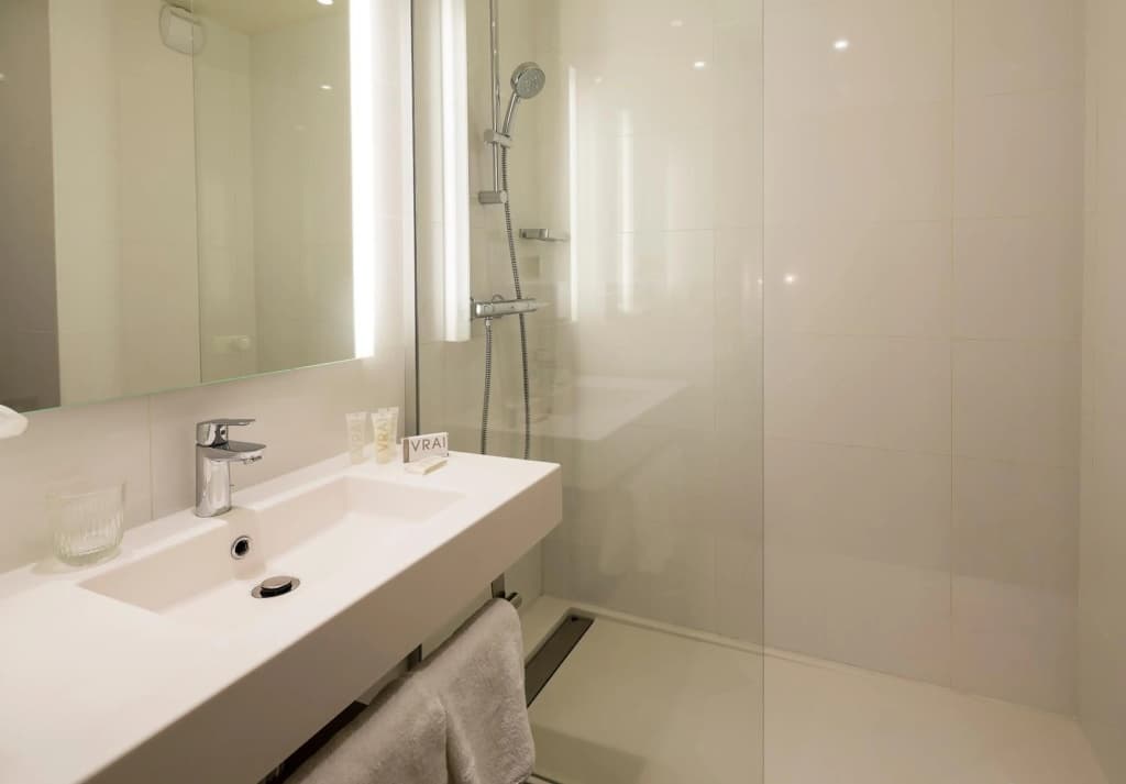 Hotel Paris Vaugirard - photo 17