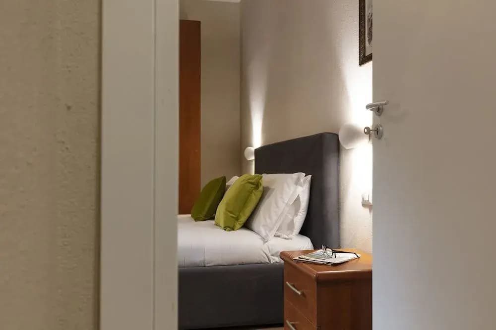 Roommo Apartments - photo 15