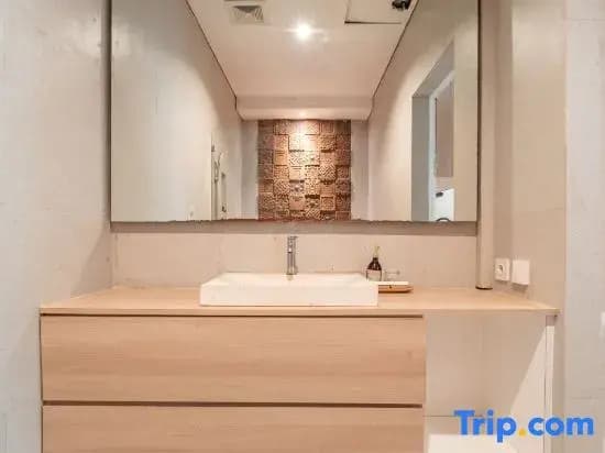 The Hita Apartement - photo 7