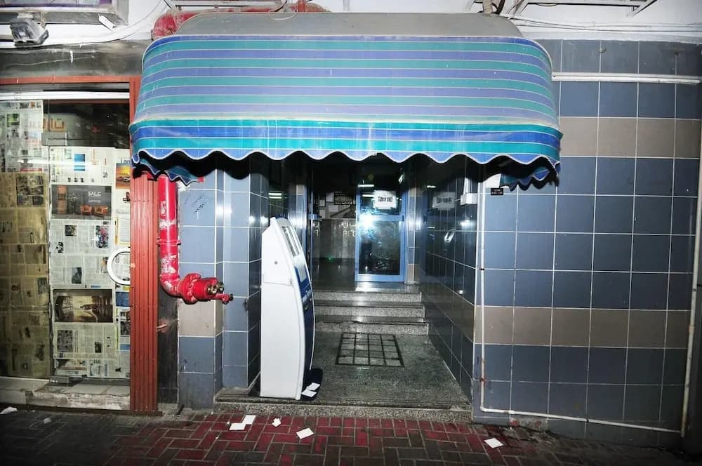 Al Qaid Hotel - photo 13