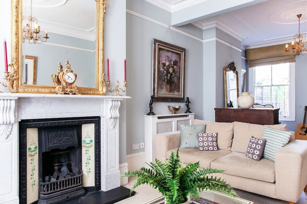 Clapham Common Splendour - main photo